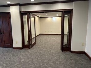 150 E Broad St, Columbus, OH à louer Photo intérieure– Image 1 sur 7