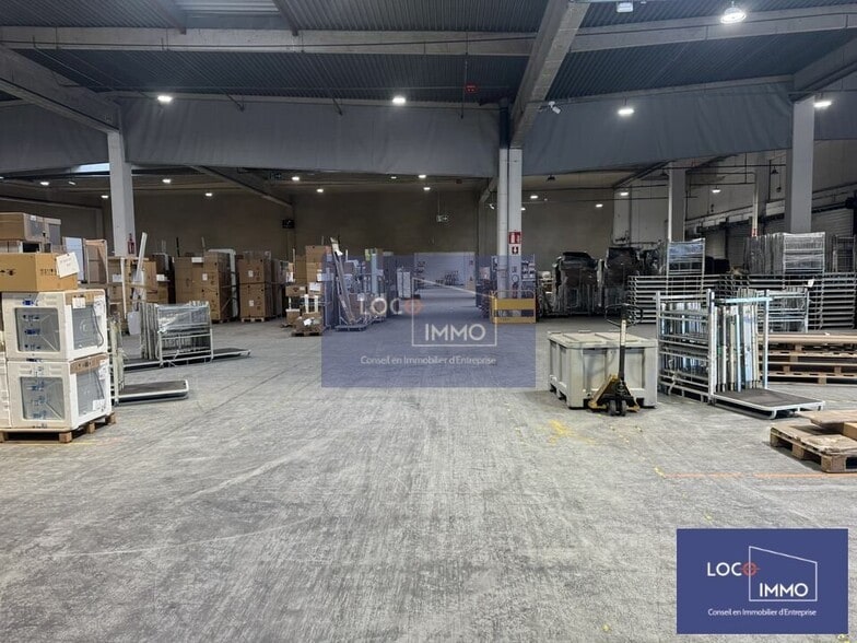 Industriel/Logistique dans Bruges à louer - Photo intérieure – Image 2 sur 9