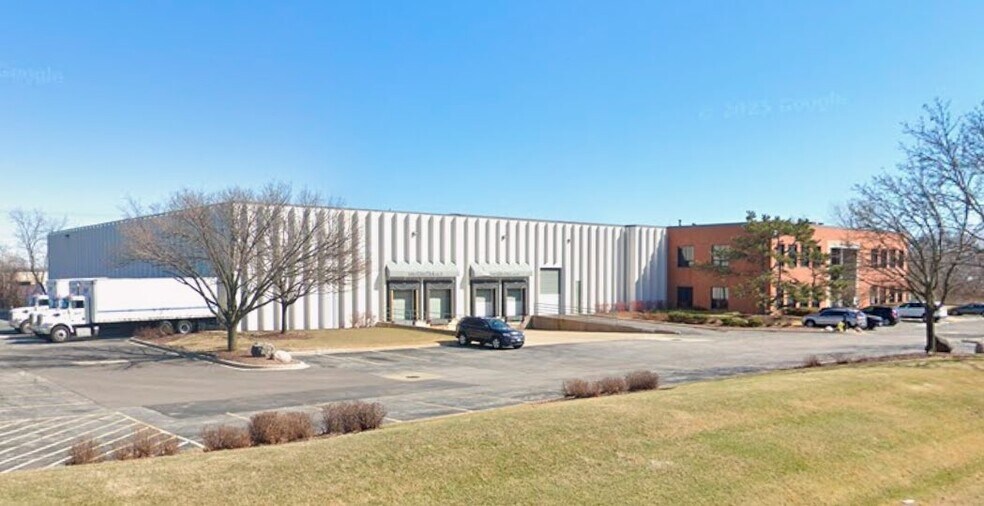 937 N Lombard Rd, Lombard, IL à louer - Photo de l’immeuble – Image 3 sur 7