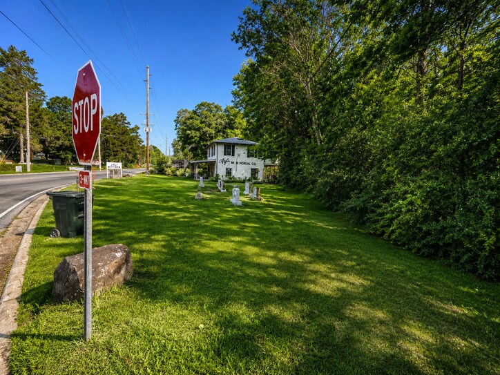 1231-1233 Cedar Hill Dr, Bessemer, AL à vendre - Photo de l’immeuble – Image 2 sur 3