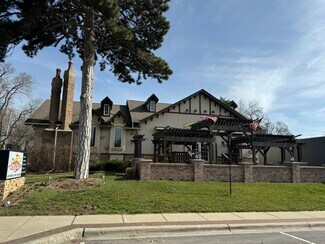 Plus de détails pour 394 W Virginia St, Crystal Lake, IL - Local commercial à vendre