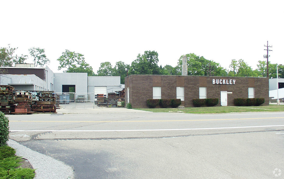 148 Caldwell Dr, Cincinnati, OH à louer - Photo de l’immeuble – Image 2 sur 8