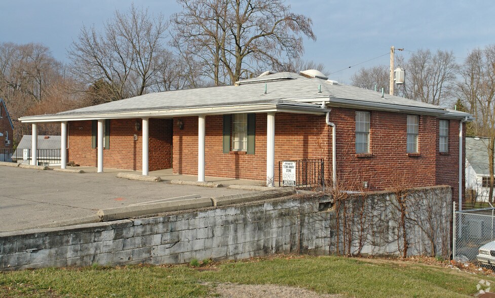 5470 N Main St N, Dayton, OH à vendre - Photo de l’immeuble – Image 2 sur 2