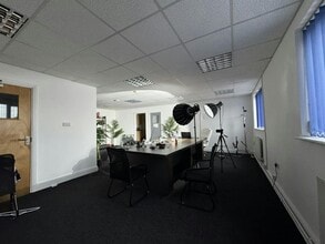 Huntingtower Rd, Sheffield à louer Photo intérieure– Image 2 sur 13