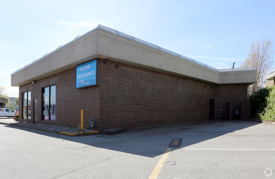 10340 152nd St, Surrey, BC à louer - Photo de l’immeuble – Image 3 sur 4