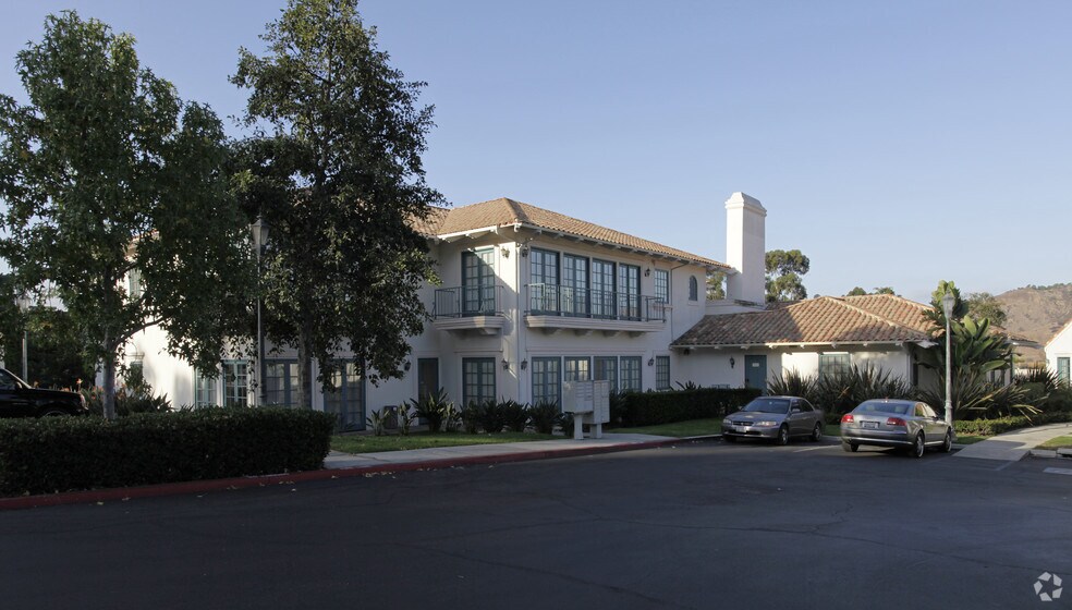30320 Rancho Viejo Rd, San Juan Capistrano, CA à louer - Photo de l’immeuble – Image 3 sur 4