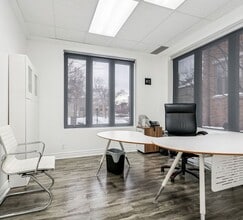 4284 Village Centre Crt, Mississauga, ON à vendre Photo intérieure– Image 2 sur 4