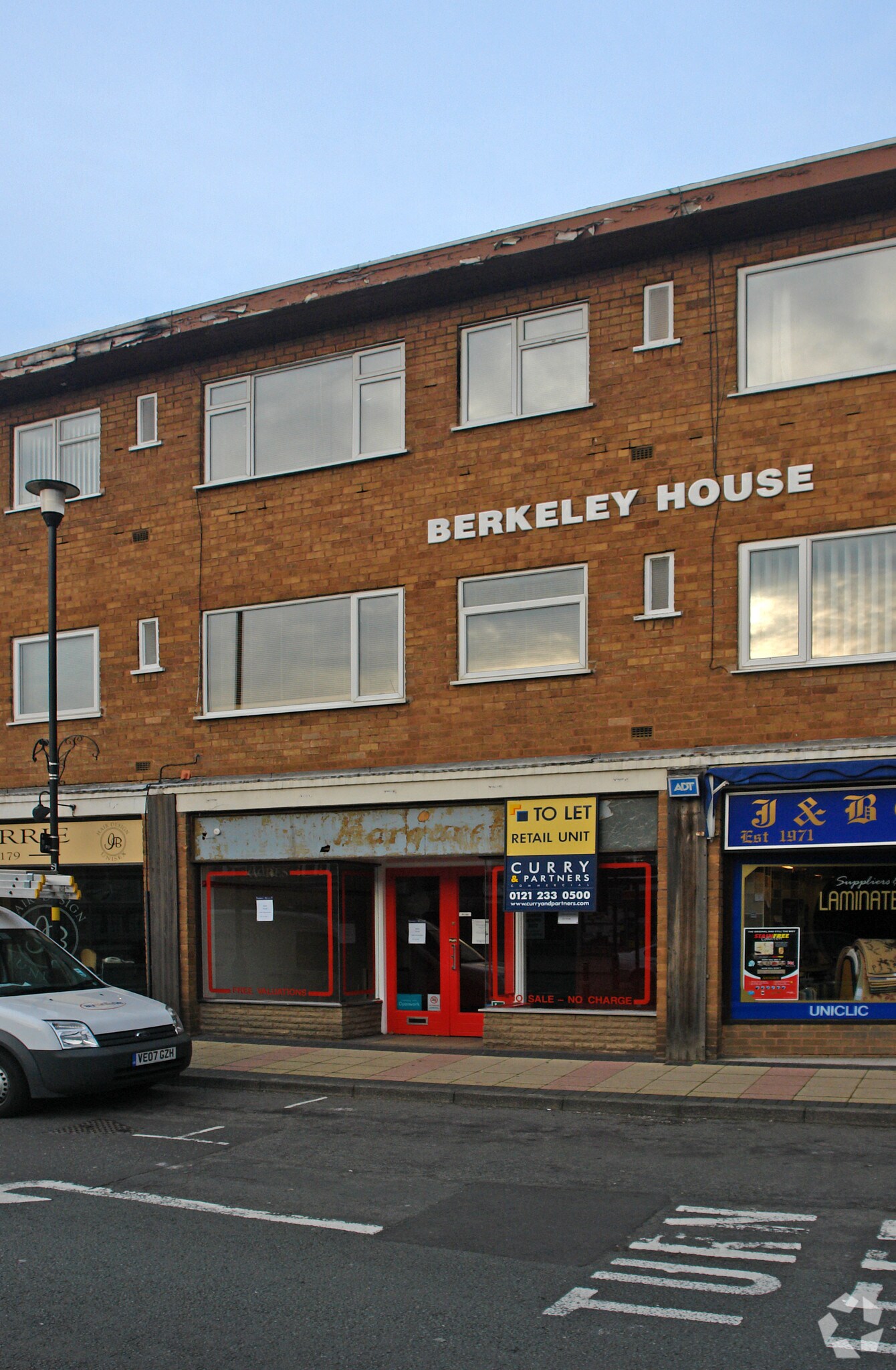 51 Walmley Rd, Sutton Coldfield à louer Photo principale– Image 1 sur 5