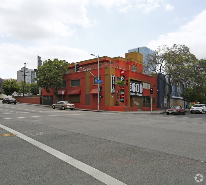 600 S New Hampshire, Los Angeles, CA à louer - Photo principale – Image 2 sur 40