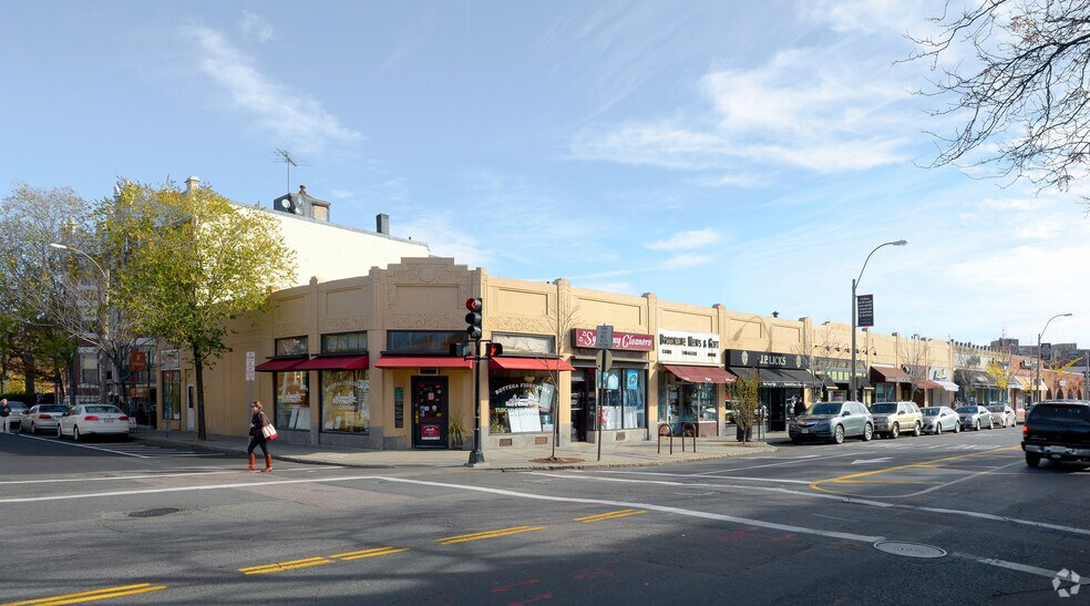 305-313 Harvard St, Brookline, MA à louer - Photo de l’immeuble – Image 3 sur 8