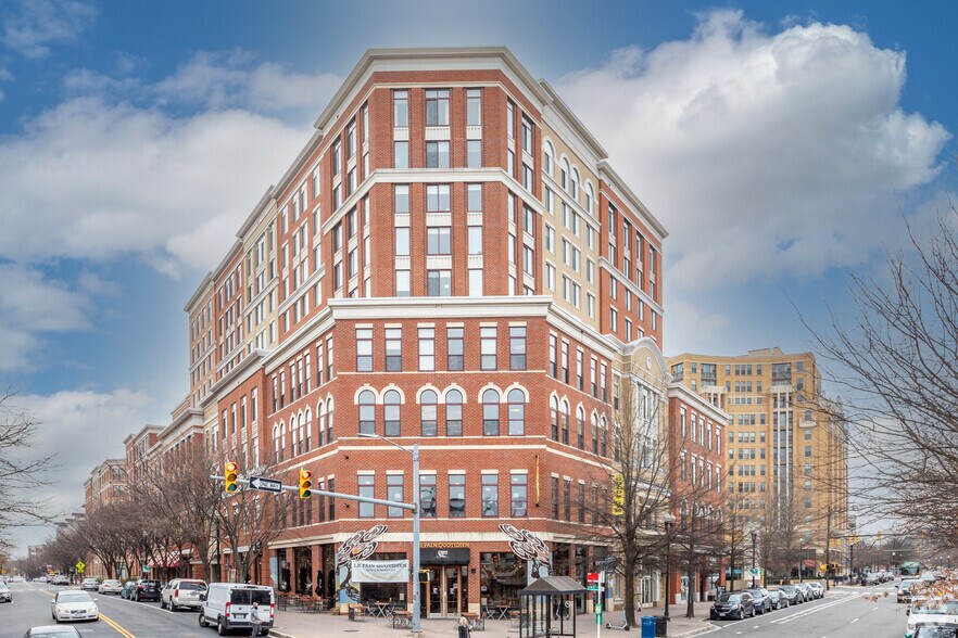 1220 N Fillmore St, Arlington, VA à vendre - Photo de l’immeuble – Image 3 sur 4
