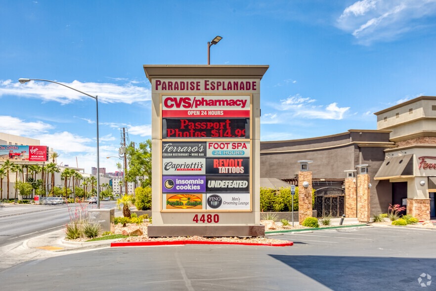 4480 Paradise Rd, Las Vegas, NV à vendre - Photo de l’immeuble – Image 2 sur 24