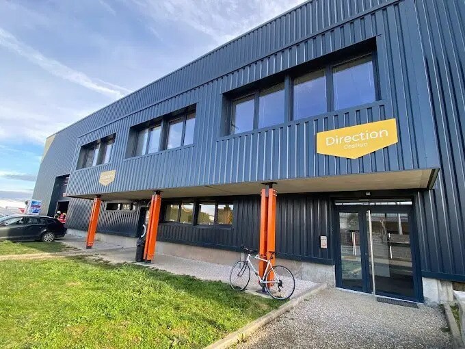 Local d'activités dans Chalon-sur-Saône à vendre - Photo de l’immeuble – Image 1 sur 1