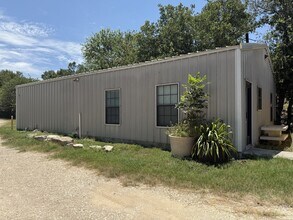 4778 Old Highway 81, New Braunfels, TX à louer Photo intérieure– Image 2 sur 9