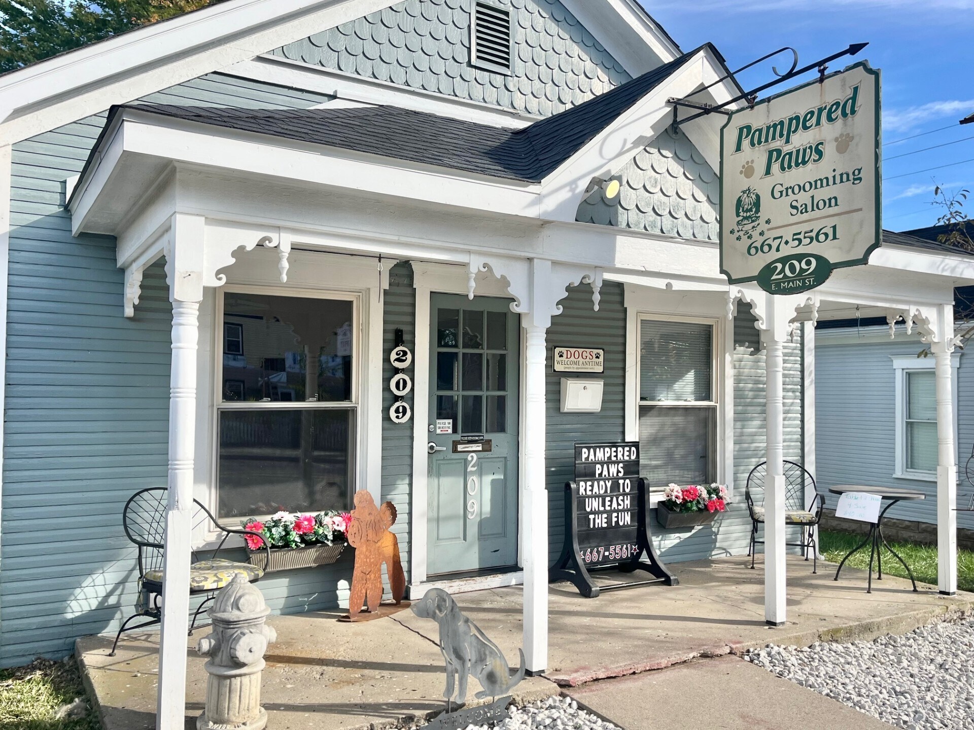 209 E Main St, Tipp City, OH à vendre Photo principale– Image 1 sur 7