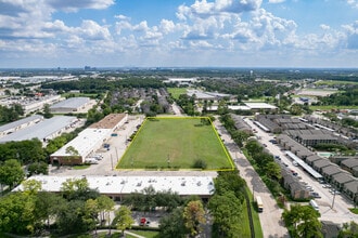 232 Barren Springs Dr, Houston, TX - VUE AÉRIENNE  vue de carte - Image1