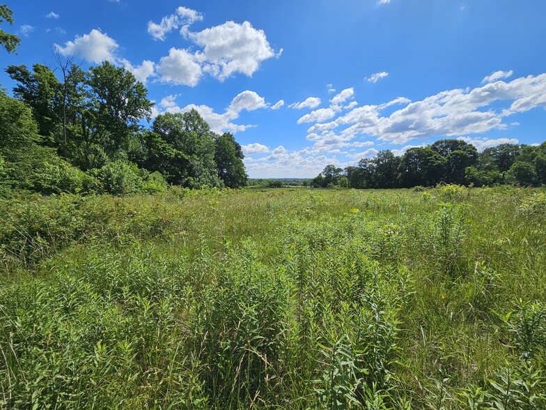 West County Road 350 South, Connersville, IN à vendre - Photo de l’immeuble – Image 3 sur 13