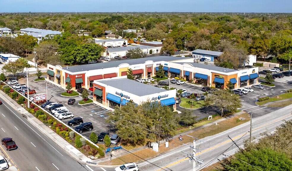 5045-5077 Fruitville Rd, Sarasota, FL à louer - Photo de l’immeuble – Image 1 sur 7