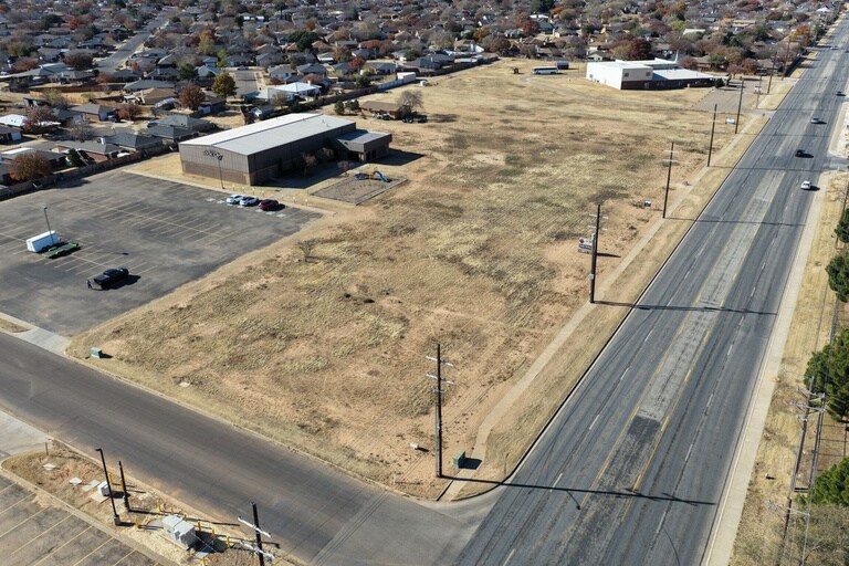 5833 4th St, Lubbock, TX à vendre - Photo de l’immeuble – Image 2 sur 4