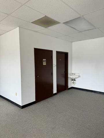 643 S Dixie Hwy, Beecher, IL à louer - Photo intérieure – Image 2 sur 9