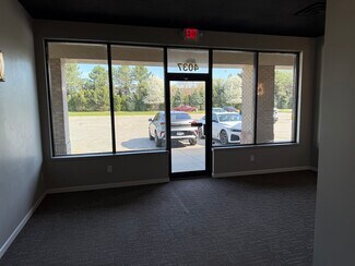 Plus de détails pour 4009-4045 Owen Rd, Fenton, MI - Local commercial à louer