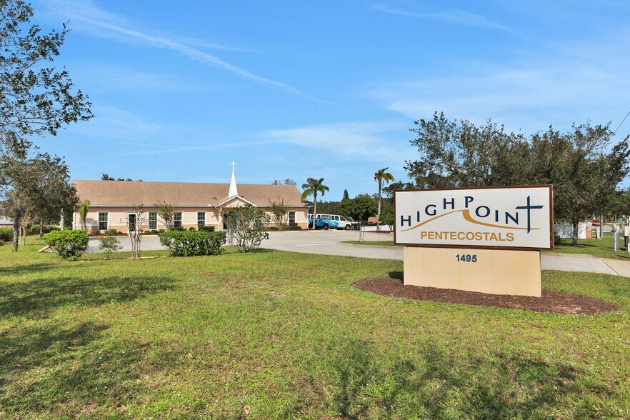 1495 Herbert St, Port Orange, FL à vendre - Photo de l’immeuble – Image 2 sur 51