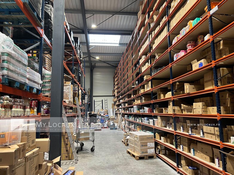 Local d'activités dans Cormeilles-en-Parisis à vendre - Photo intérieure – Image 3 sur 12