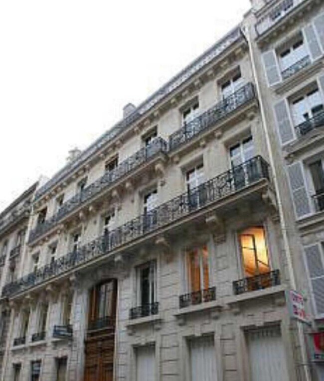 Plus de détails pour 52 Rue De Ponthieu, Paris - Bureau à louer