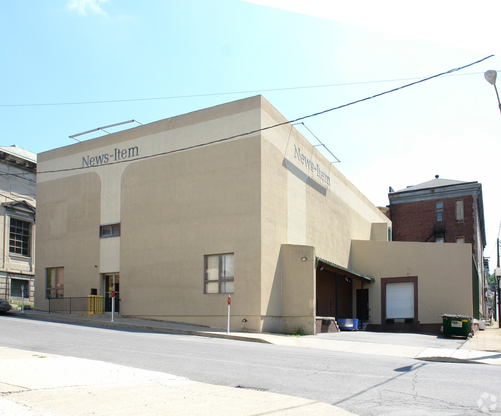 707 N Rock St, Shamokin, PA à vendre Photo principale– Image 1 sur 3