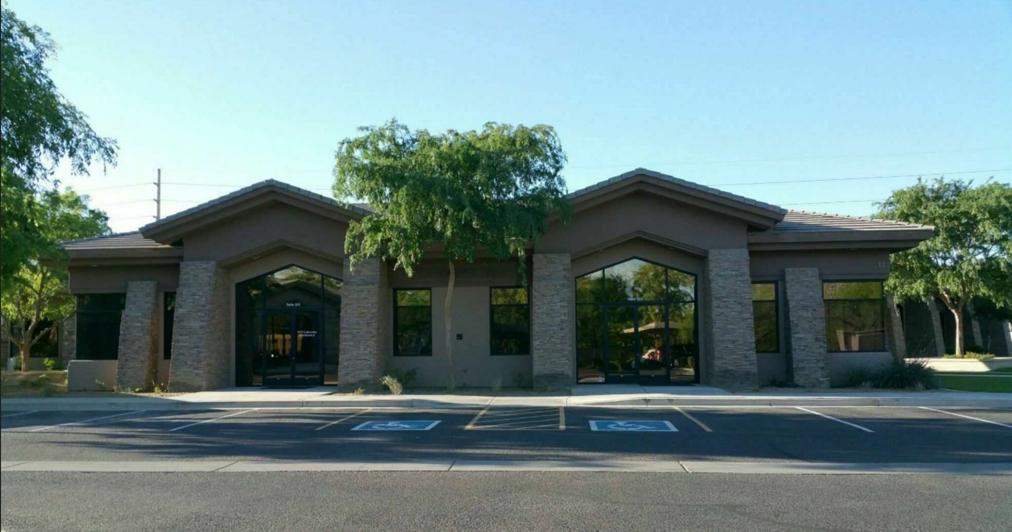 3048 E Baseline Rd, Mesa, AZ à louer Photo de l’immeuble– Image 1 sur 20