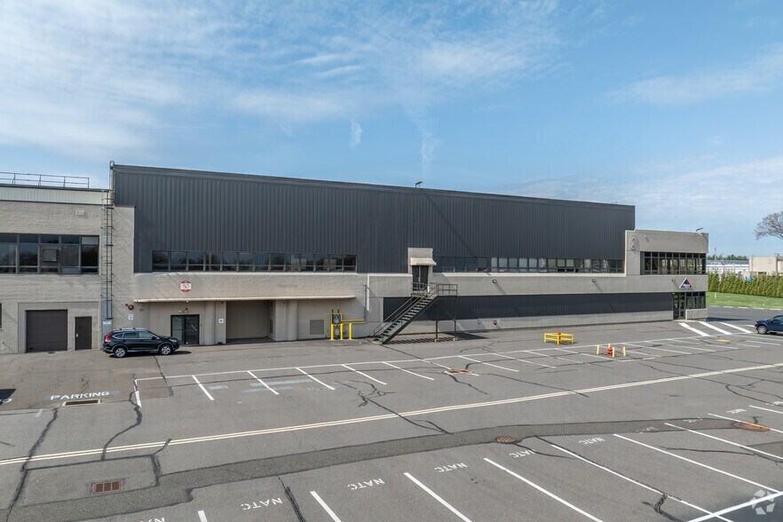 50 Cardinal Ln, Warminster, PA à louer - Photo de l’immeuble – Image 3 sur 5