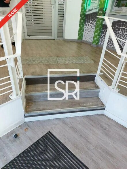 Bureau dans Clermont-Ferrand à louer - Photo de l’immeuble – Image 2 sur 12