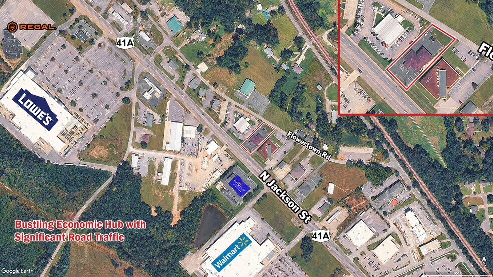 2114 N Jackson St, Tullahoma, TN à vendre - Photo de l’immeuble – Image 2 sur 22