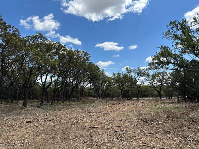 23 Co 529 rd, Mullin, TX à vendre - Photo de l’immeuble – Image 2 sur 10