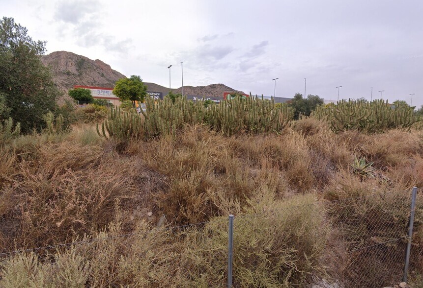 Carrer Polígono, Elda, Alicante à vendre - Photo de l’immeuble – Image 2 sur 3