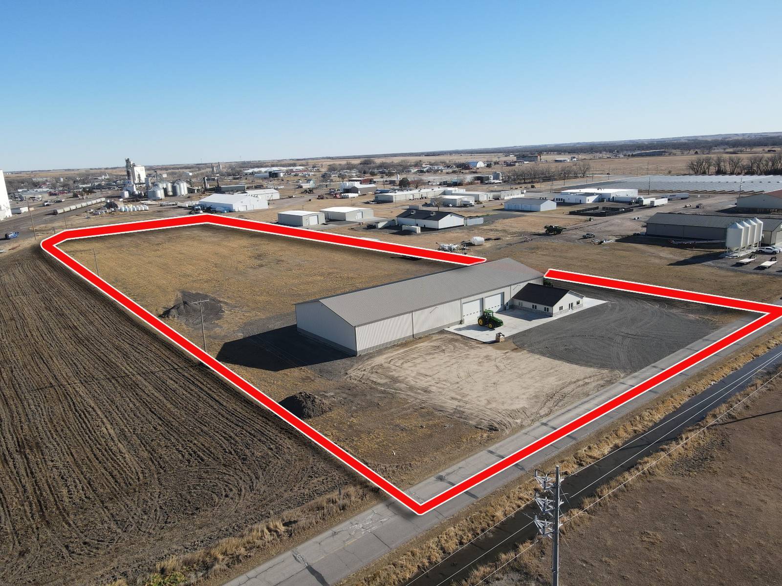 504 O St, Cozad, NE à vendre Photo principale– Image 1 sur 26