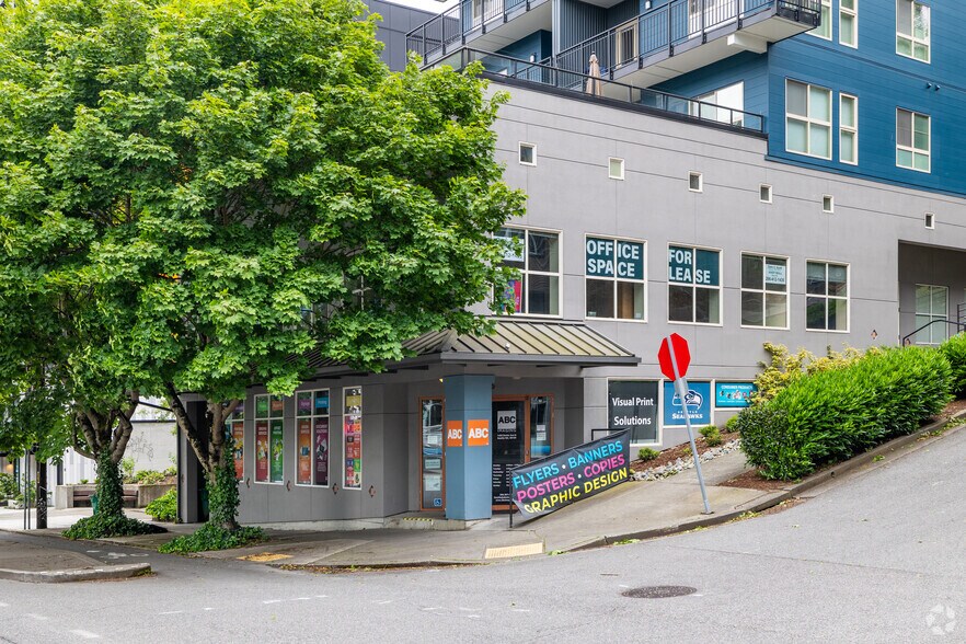 1425 Dexter Ave, Seattle, WA à louer - Photo principale – Image 1 sur 5