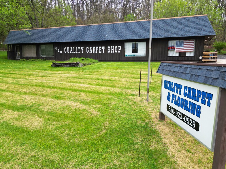 1755 Akron Peninsula Rd, Akron, OH à vendre - Photo de l’immeuble – Image 2 sur 12