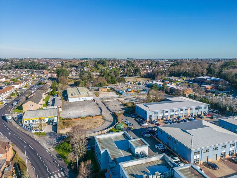 Yarmouth Rd, Poole à vendre - Aérien – Image 3 sur 4