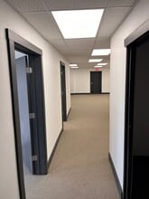 30 Talbot Ln, South Windsor, CT à louer Autre– Image 1 sur 11