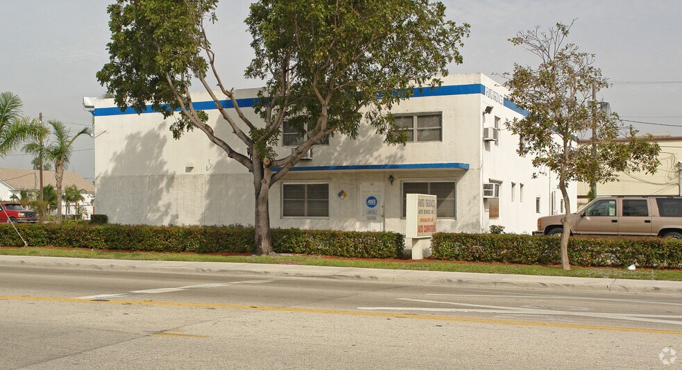55 SW 10th St, Deerfield Beach, FL à vendre - Photo de l’immeuble – Image 2 sur 34