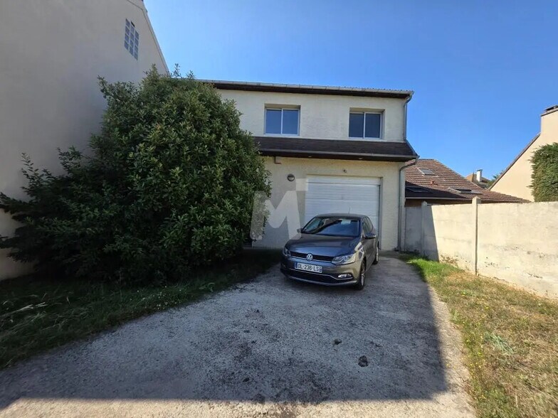 Local d'activités dans Viry-Châtillon à vendre - Photo de l’immeuble – Image 2 sur 13