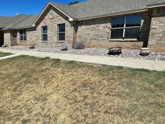 Plus de détails pour 141 Lindas Creek Ln, Weatherford, TX - Logement à vendre