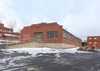 Plus de détails pour 217 Field St, Torrington, CT - Industriel/Logistique à vendre