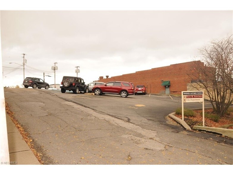 121 E Main St, Saint Clairsville, OH à louer - Autre – Image 3 sur 13