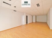 Interior local