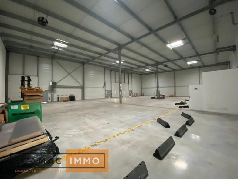 Industriel/Logistique dans Moissy-Cramayel à louer - Photo intérieure – Image 2 sur 5