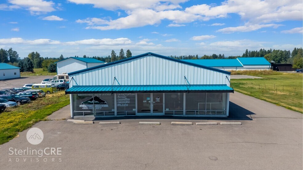 32 Western Village Ln, Columbia Falls, MT à vendre - Photo de l’immeuble – Image 3 sur 20