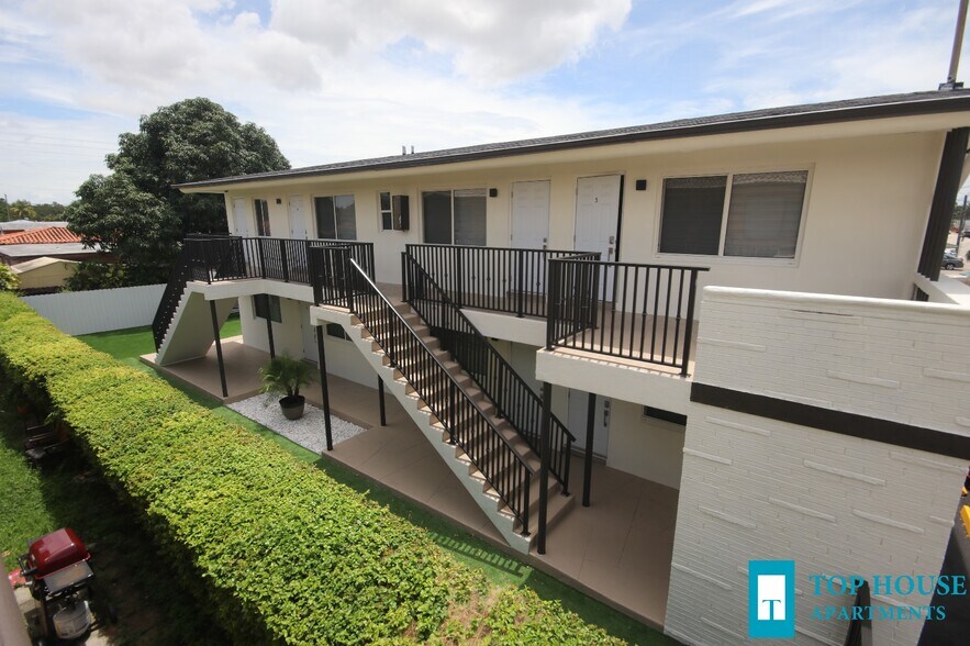 251 NW 57th Ave, Miami, FL à vendre - Photo principale – Image 1 sur 20