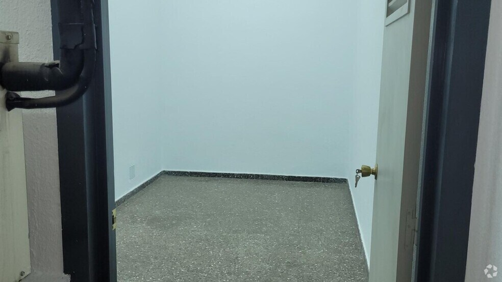 View Photo